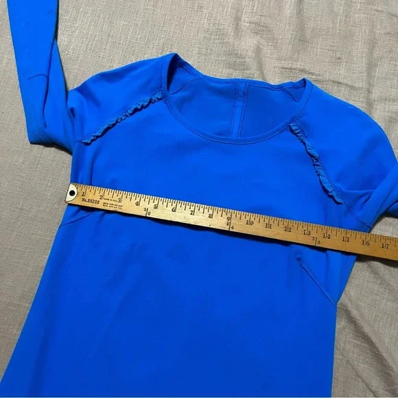 Lululemon Runder Under Blue thick under shirt athletic measures a size 6 - Picture 6 of 8